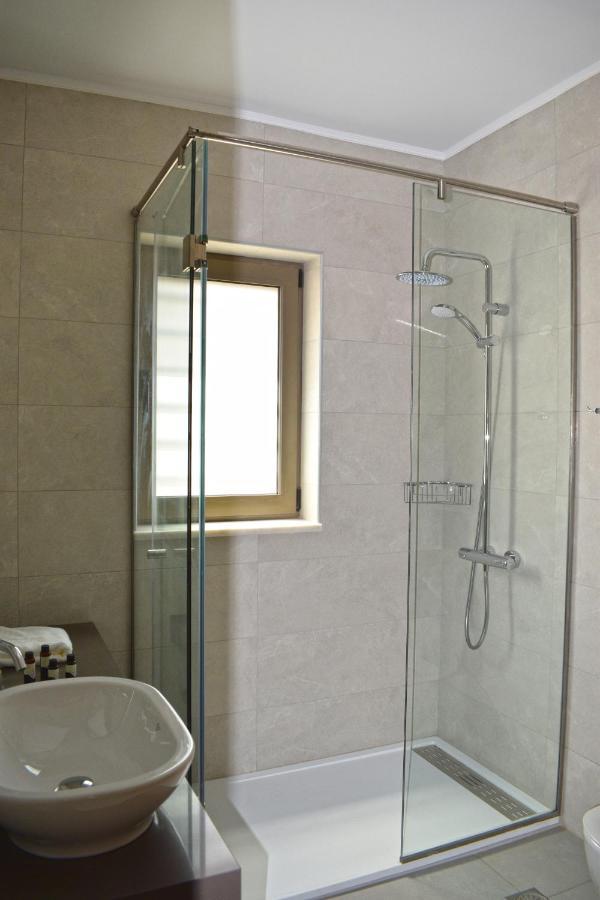 Four Seasons Homes Σταλός Εξωτερικό φωτογραφία